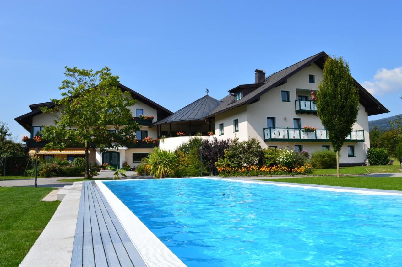 Pension Anna Mondsee Buitenkant foto