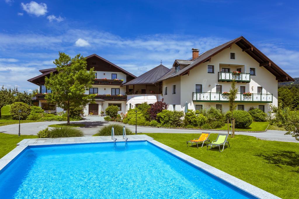 Pension Anna Mondsee Buitenkant foto