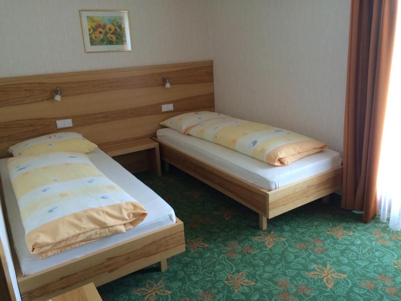 Pension Anna Mondsee Buitenkant foto